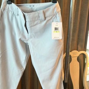 OAKLEY NWT GOLF PANTS